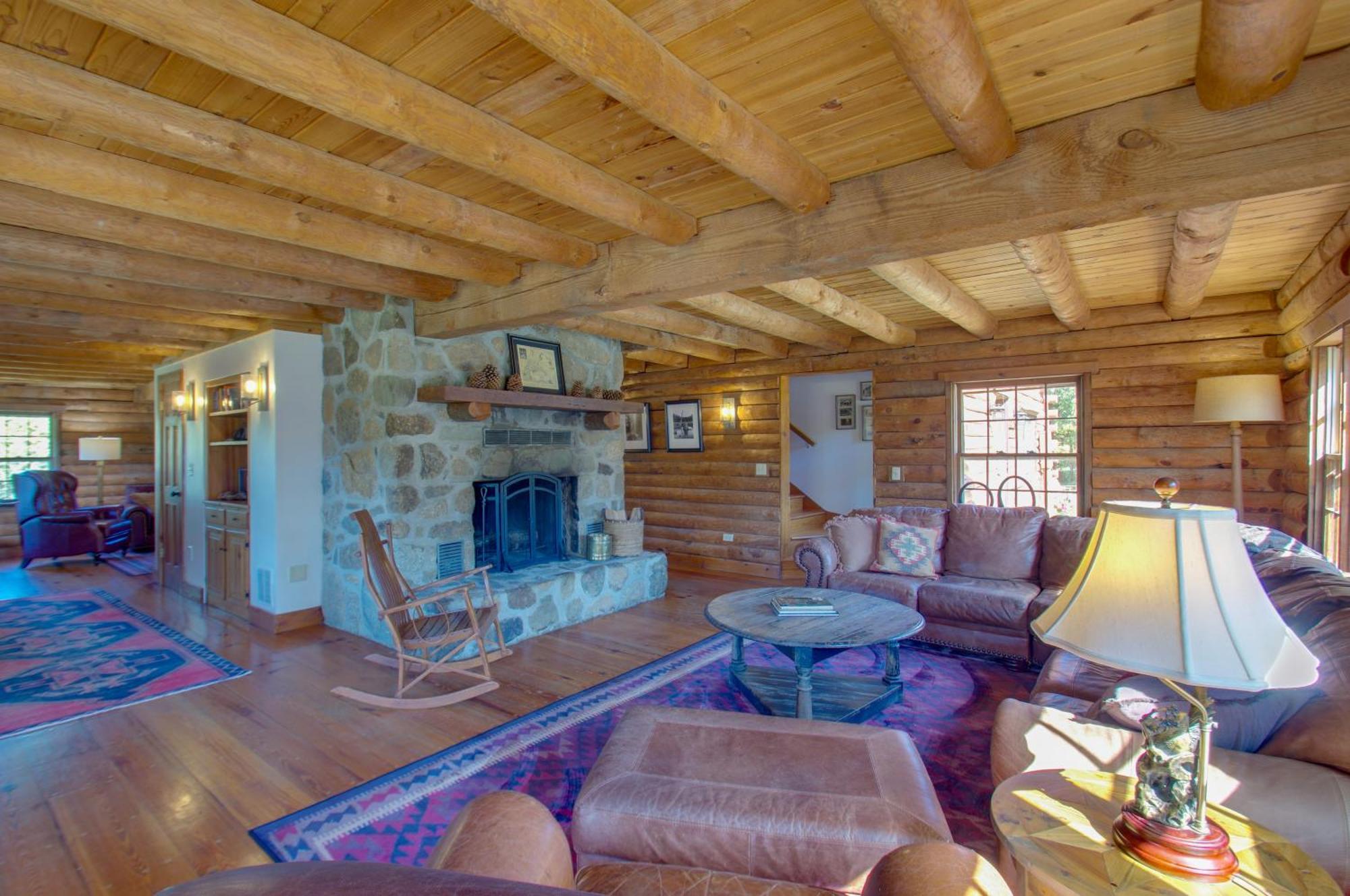 Cozy Log Cabin Getaway With Fire Pit And 3 Acres! Ruckersville Exterior foto